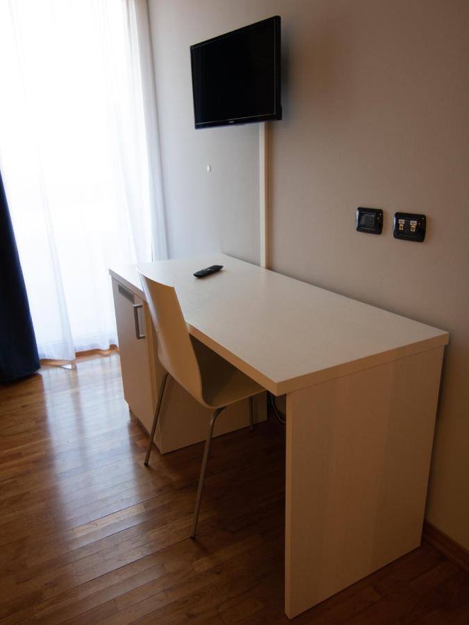 Master Hotel Reggio nell'Emilia Esterno foto